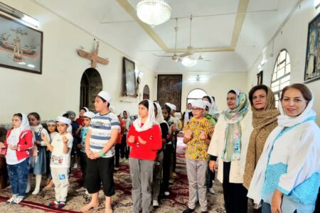 بازدید دکتر بهشید برخوردار از کلاس‌های دینی زرتشتی...